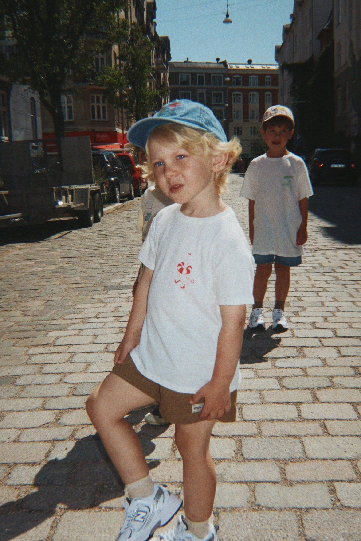 Konges Sløjd Era Tee - Off White/Lifeguard