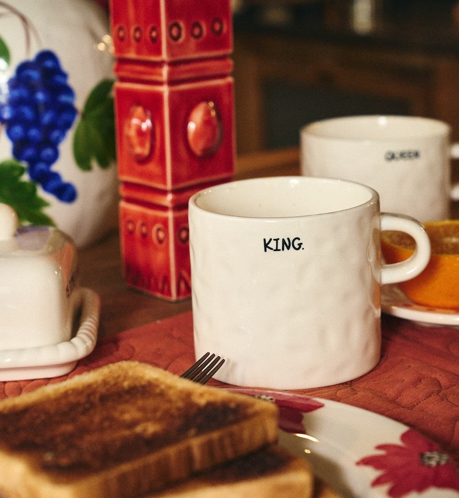 Anna+Nina King Tea Mug