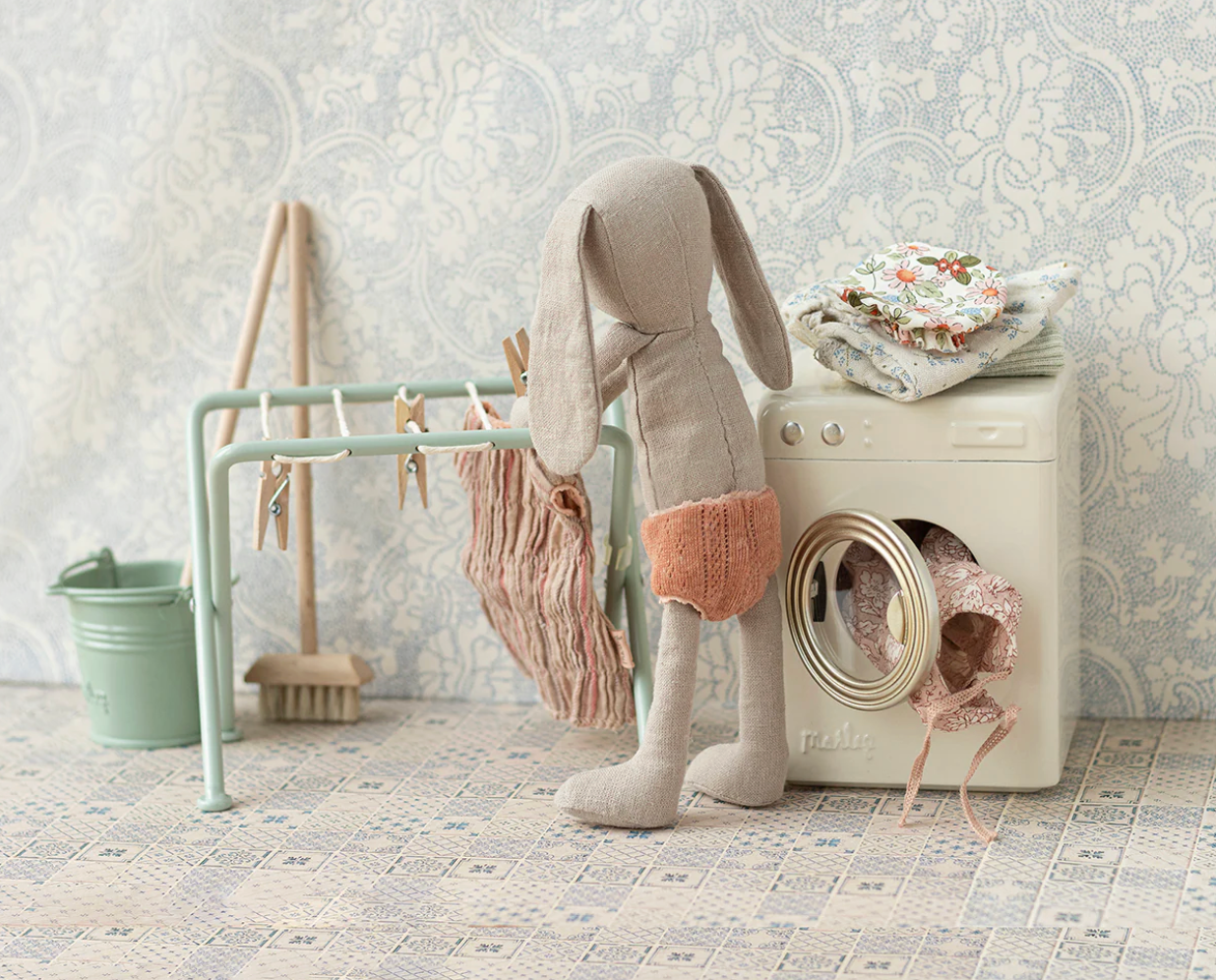 Maileg Washing machine, Miniature
