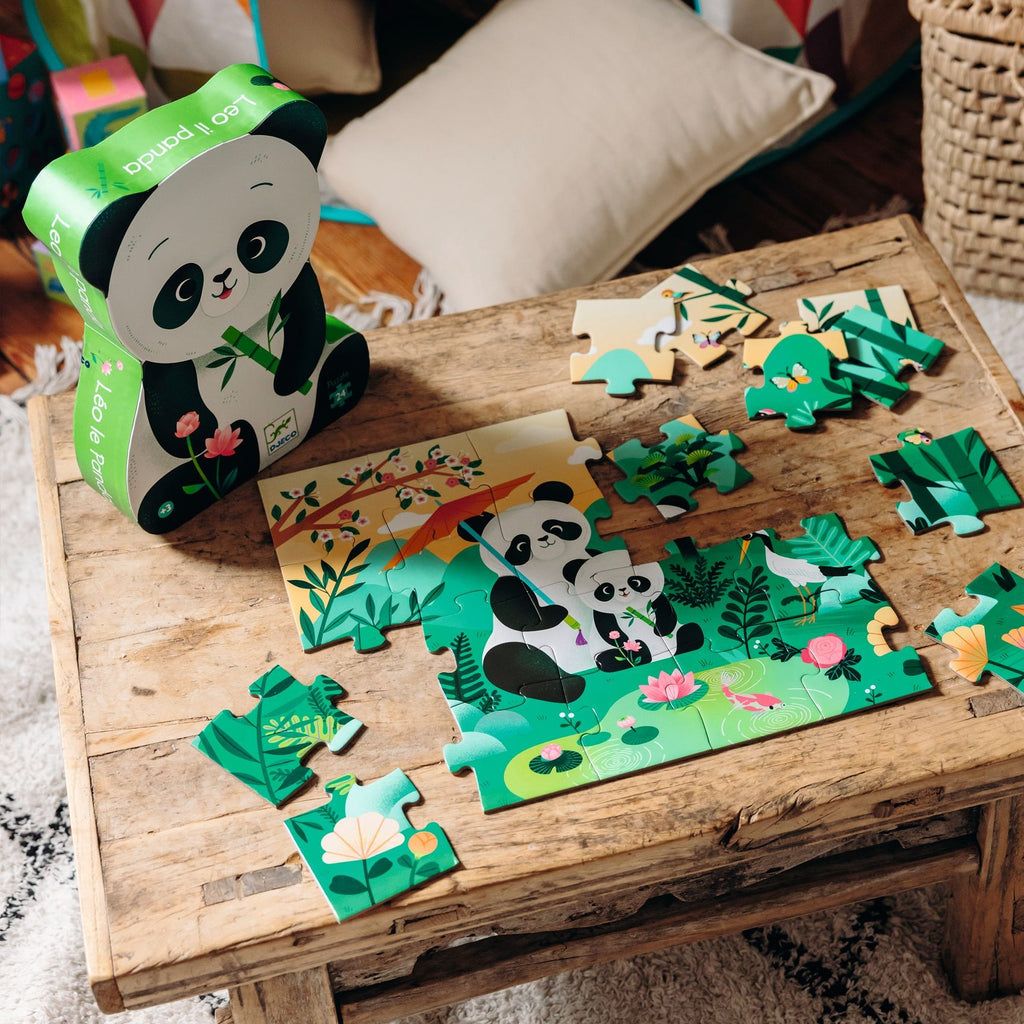 Djeco Silhouette 24 Piece Puzzle - Leo The Panda