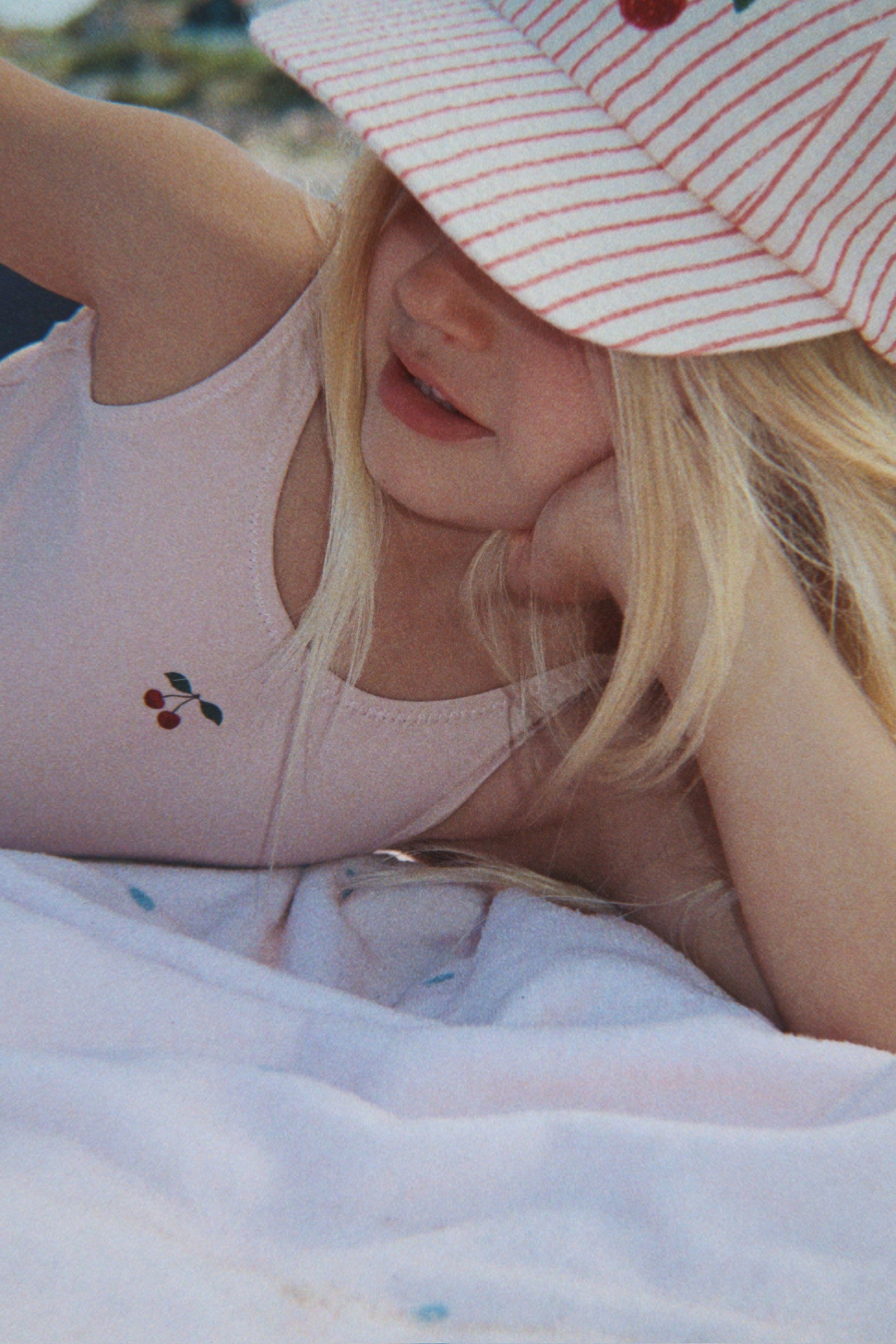Konges Sløjd Ellie Bow Cap - Amour Stripe