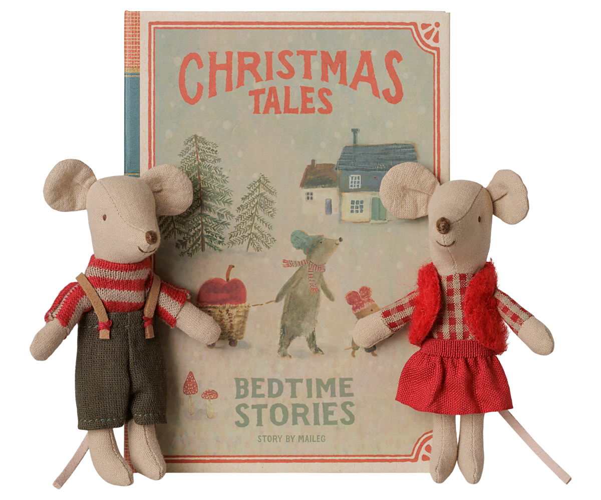 Maileg Christmas twin mice, Little sister and brother in book