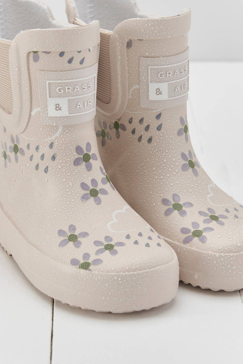 Grass & Air Pampas Cream Floral Short Colour-Changing Kids Wellies
