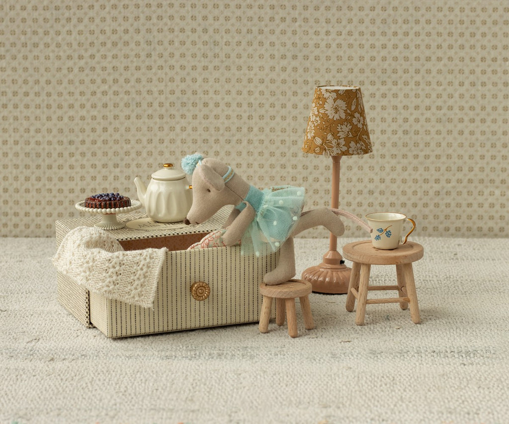 Maileg Dance mouse in daybed, Little sister