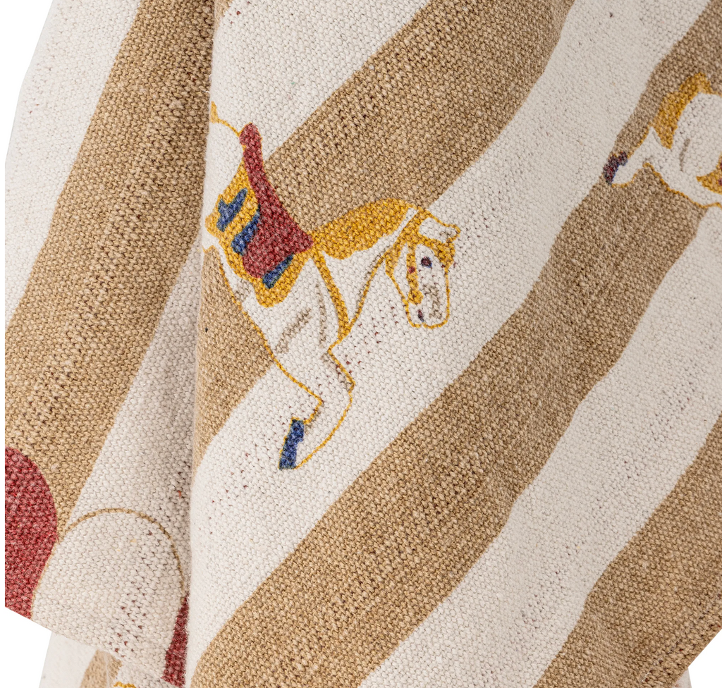 Bloomingville Merry-go-round blanket 130x160 cm
