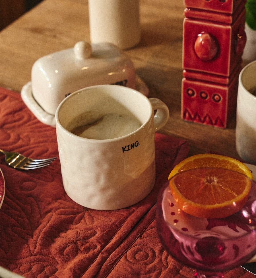 Anna+Nina King Tea Mug