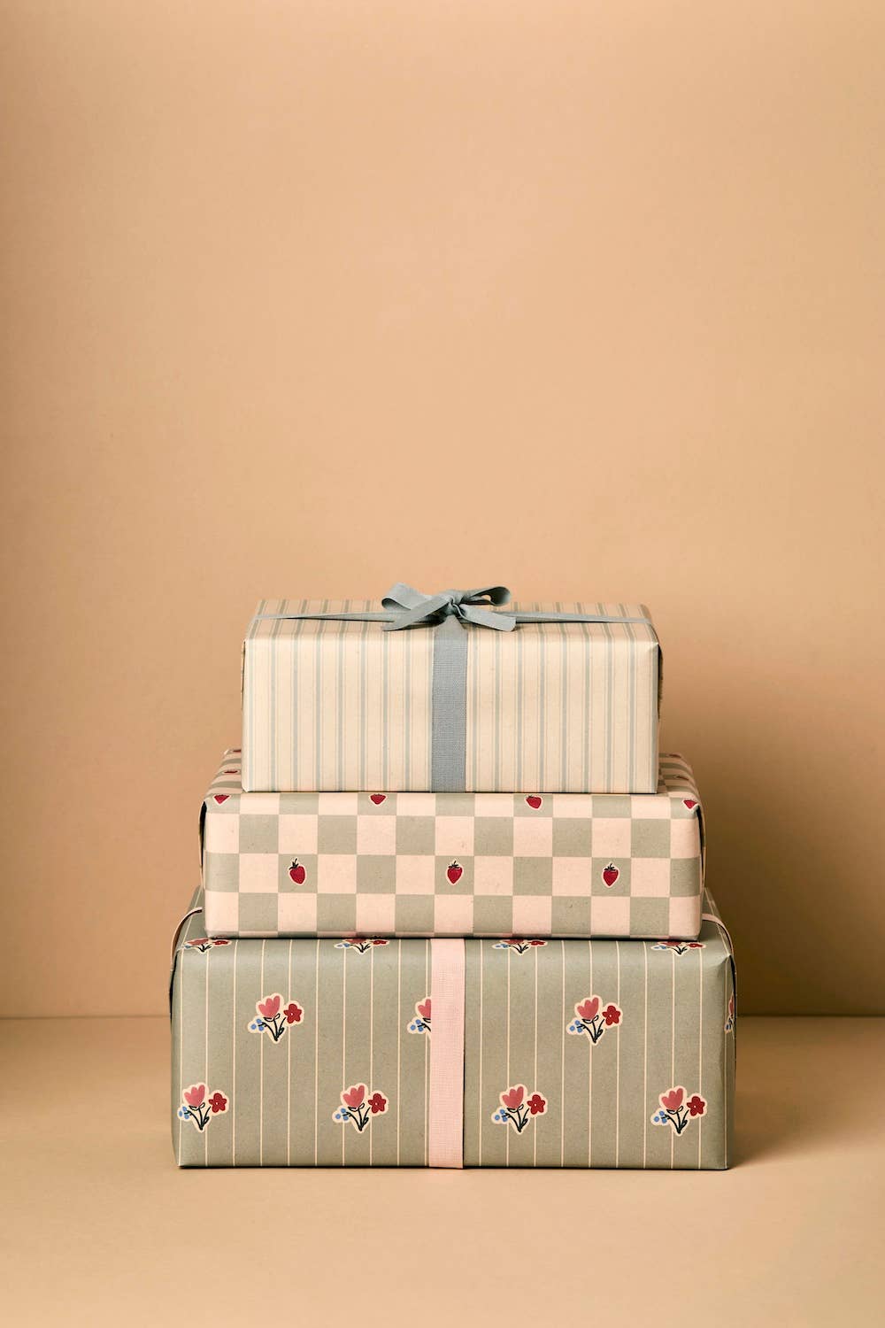 Strawberry Chequered Wrapping Paper